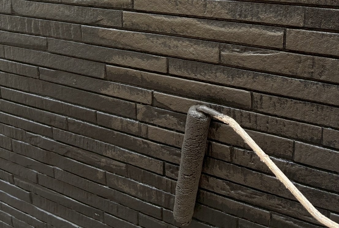 【泉佐野市若宮町】外壁の目地出しの塗装工事と付帯部仕上げの塗装工事をしました